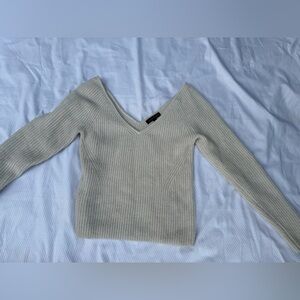 Banana Republic Beige V-Neck Sweater
